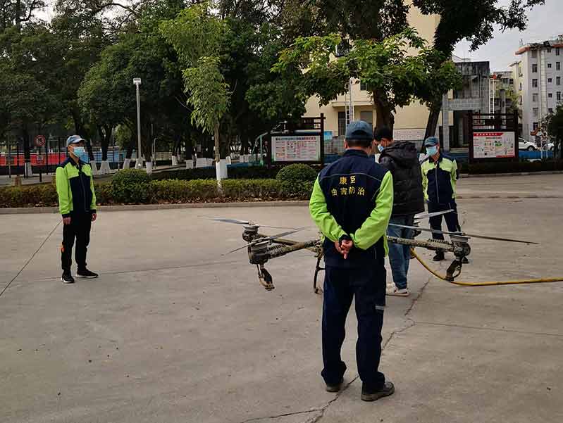 康臣公司引進先進器械